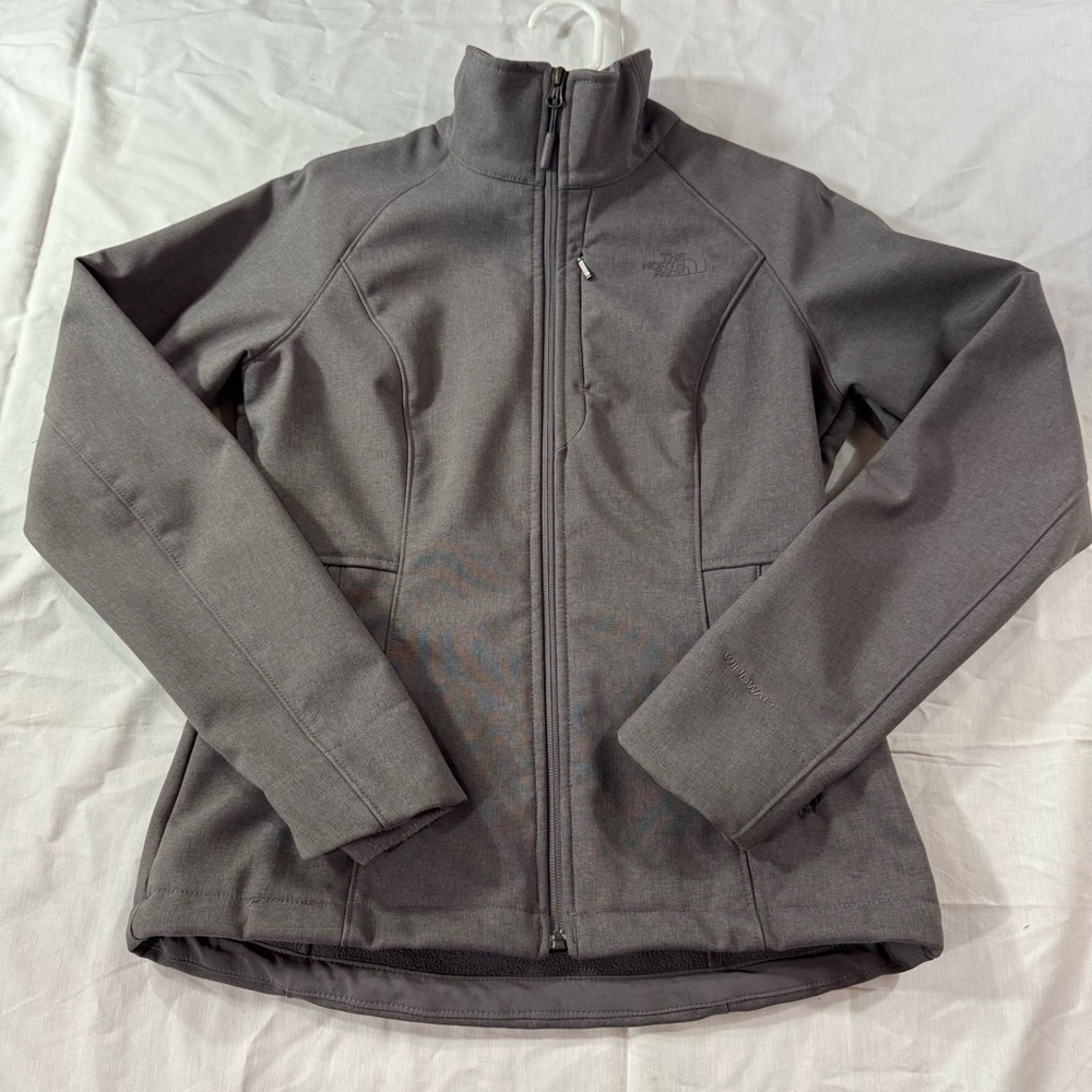G90. The North Face Women’s Gray Jacket (S)